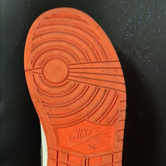 Jordan 1 reverse shattered backboard - Picture 2 of 3